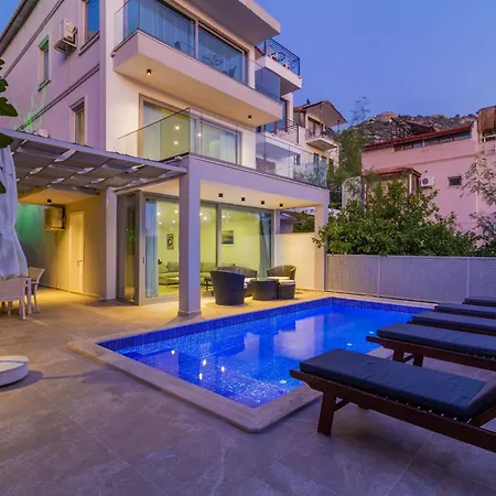 Gunes فيلة كالكان