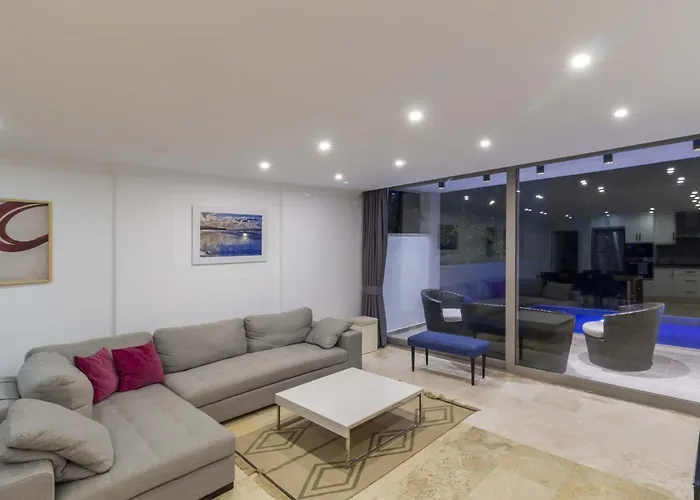 Gunes فيلة كالكان