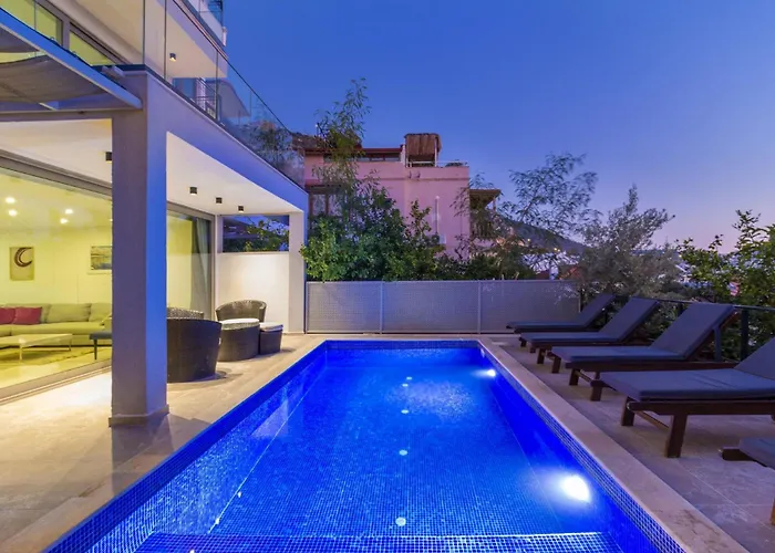 别墅 Gunes 卡尔坎